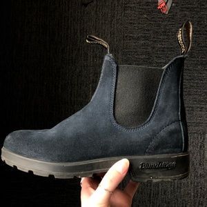 550 Chelsea blundstone boots